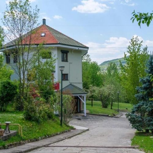 Vila Octogon Câmpina – Câmpina, România