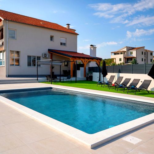 House Villa LuNi Brodarica