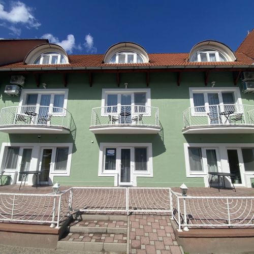 Lillybeth Lakeside Keszthely