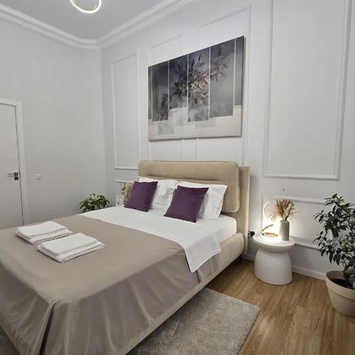 Luxury House - Private Garden & Parking - Old Town București