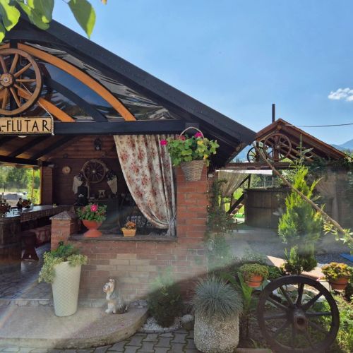 Casa Mary Flutar Moisei – Moisei, România