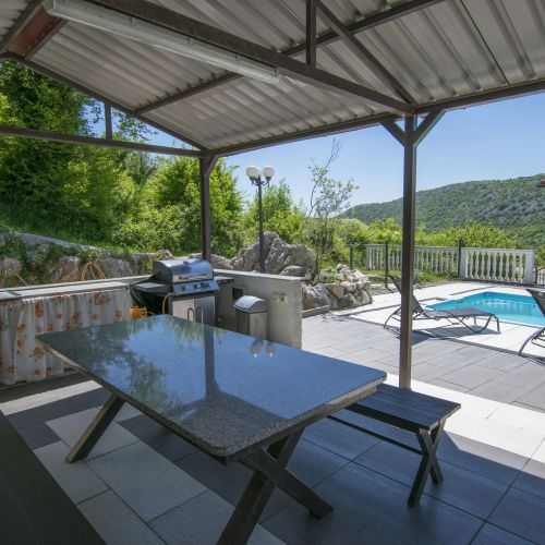 House Bribirska vila Bribir – Bribir, Croația