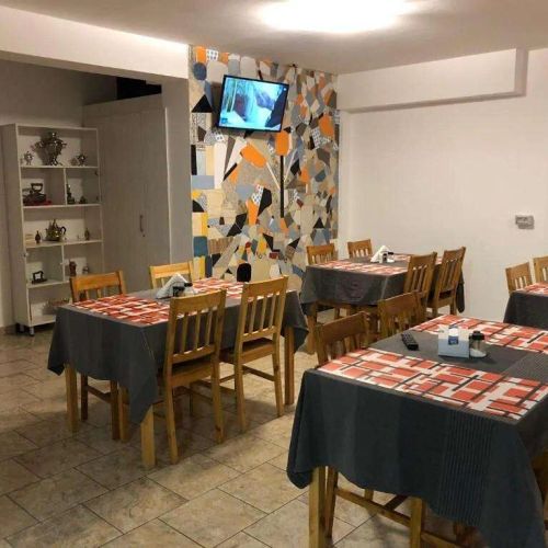 Hotel Nova Popeşti-Leordeni – Popeşti-Leordeni, România