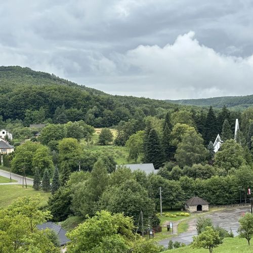 Májushegy Vendégház Hollóháza