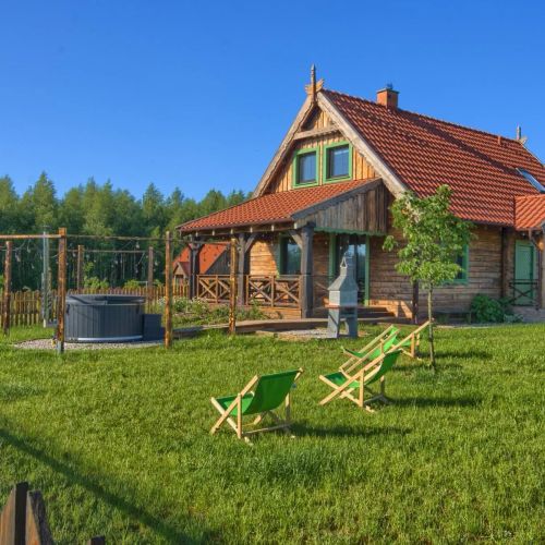 Dom Żuraw - Mazurska Chata z Jacuzzi Ryn