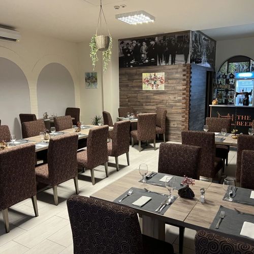 Centrooms Eger – Eger, Ungaria