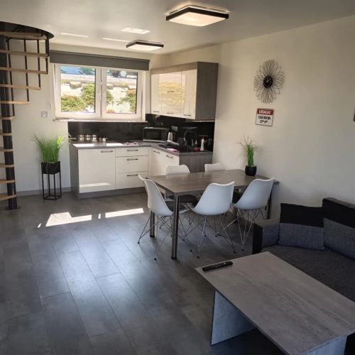 Domki Widokowe Zacisze Lipowa, Szczyrk