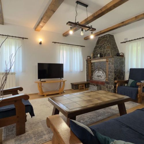 Rustic House Buşteni – Buşteni, România