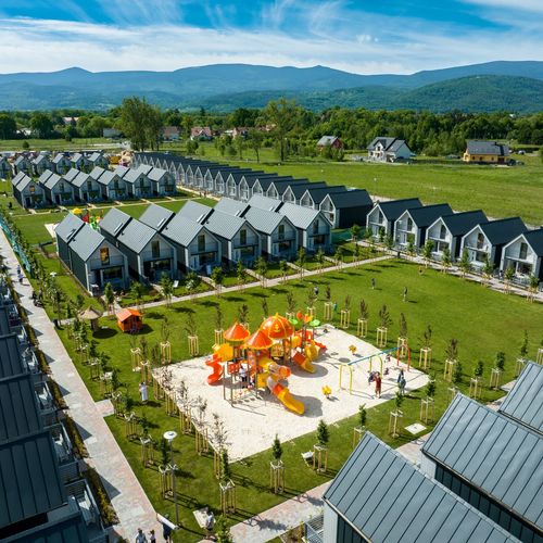 HOLIDAY PARK & RESORT Uzdrowisko Cieplice