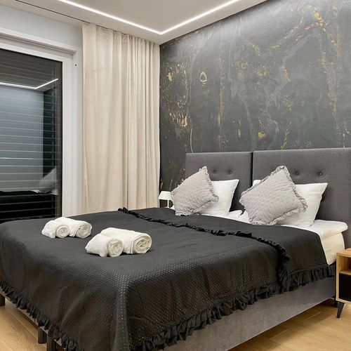 Zielona Ostoja - Pokoje i Apartamenty Nowa Sarzyna