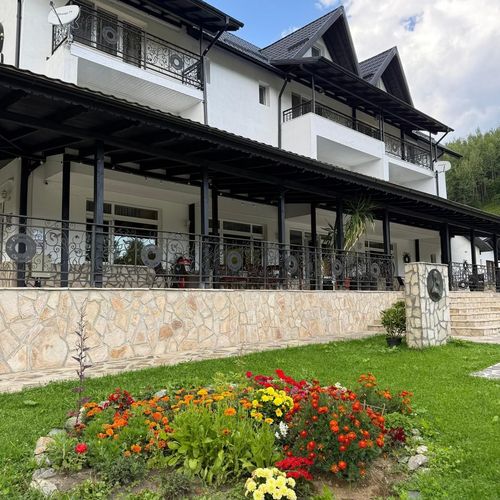 Pensiunea Eisenau Prisaca Dornei