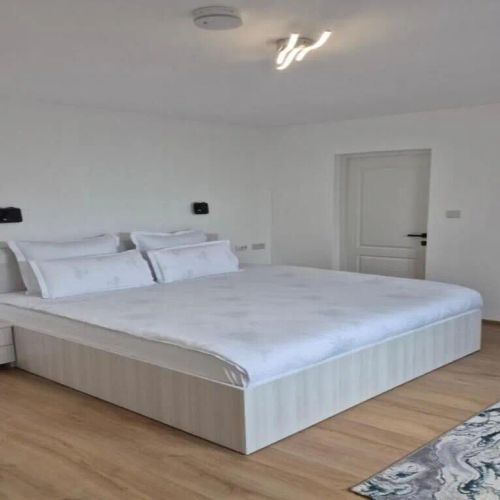 Casa la Mariana Comănești – Comăneşti, România