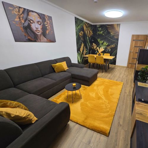 Belvárosi Grand Deluxe Apartman Pécs – Pécs, Ungaria