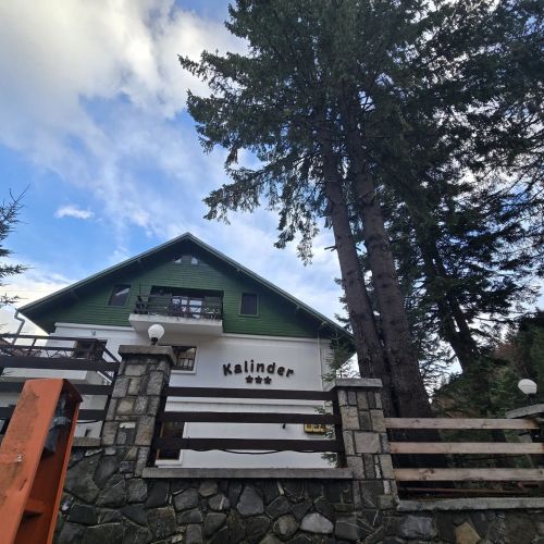 Kalinder Ski Chalet Buşteni – Buşteni, Rumunia