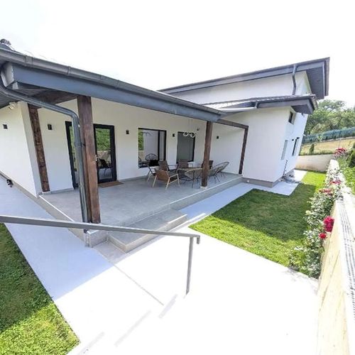 Yellow House Valea Prahovei