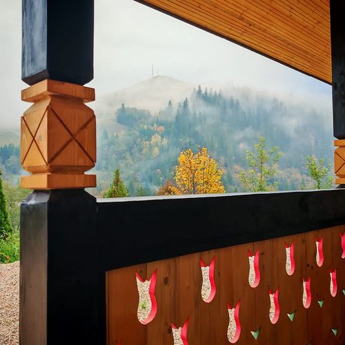 Pensiunea La Pridvor cu Dor Crucea