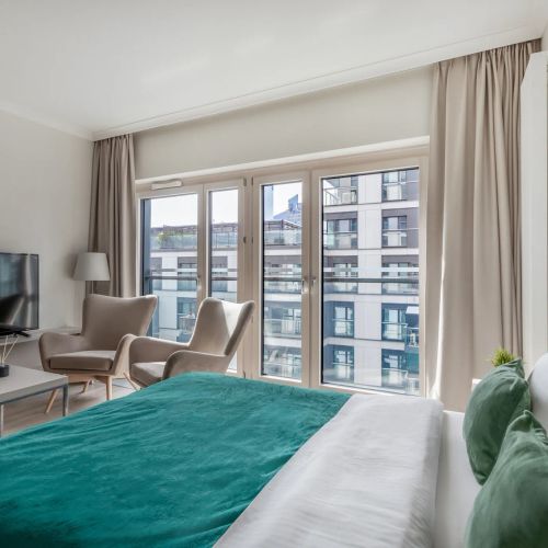 Golden Luxe Residence – Mennica Residence | Business & City Center 52