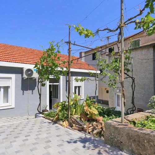 Casa Lorela Sali