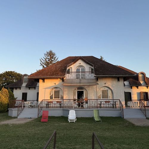 Aranyhídszálló Üdülőház Balatonboglár