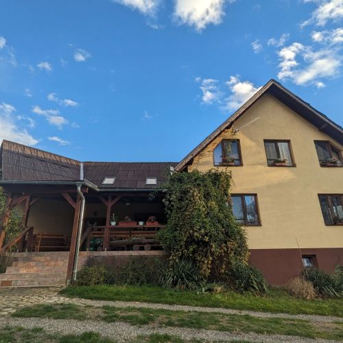 Recenter House Adrianu Mare