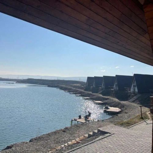 Lagos Lac de Pescuit Camping Căiuți – Căiuți, România