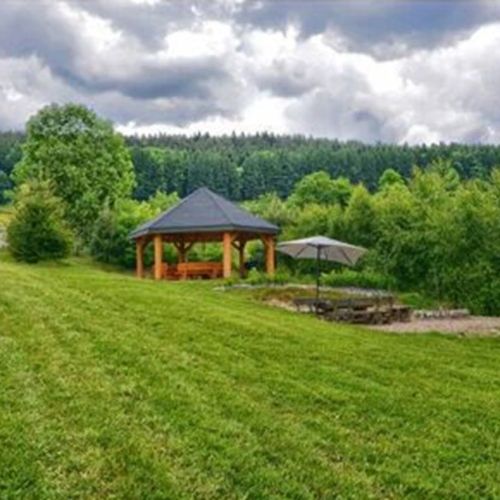 Dom na Skale Rabe, Czarna – Czarna, Polonia