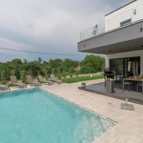 Villa Emma Louisa Žminj – Comuna Žminj, Croația