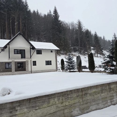 Cabana La Poalele Giumalaului 2 Dorna-Arini