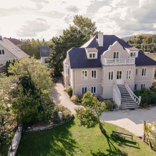 Manor House Inn Csopak