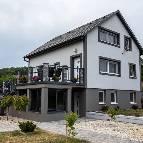 Péntek Apartmanház Nemesgulács