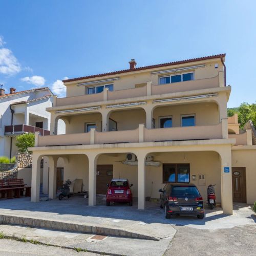 Apartments Ninac Klenovica