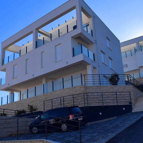 Apartment Solis Okrug Gornji