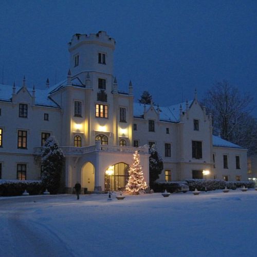 Lázně Hotel Vráž s.r.o.
