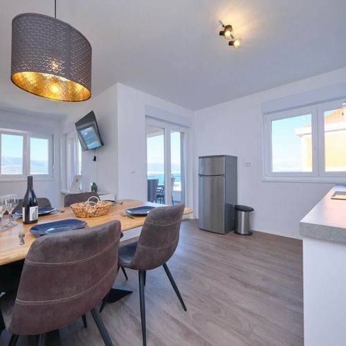 Queens Lodge Mastrinka