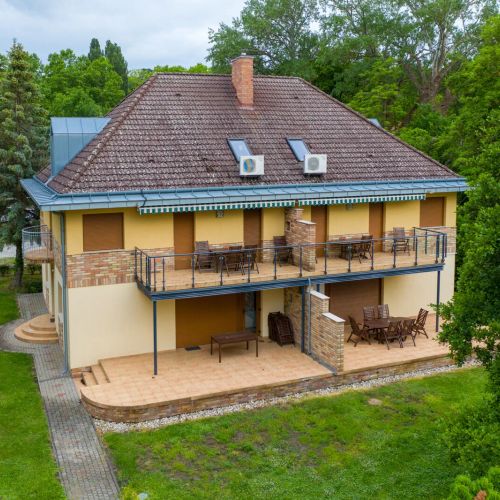 Villa Apartman - Hotel OTP Balatonszemes – Balatonszemes, Ungaria