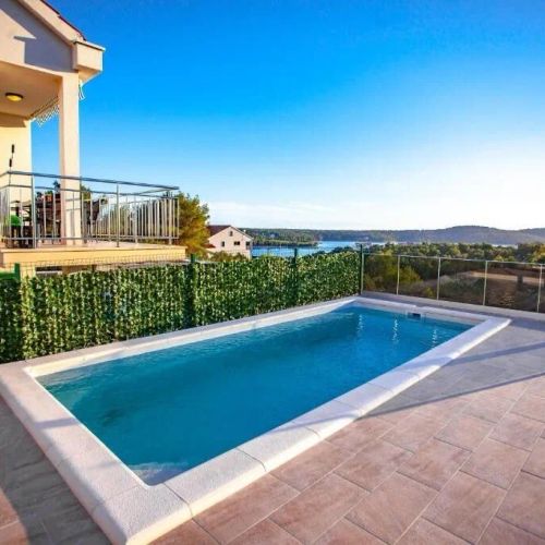 Apartments With Swimming Pool Milna, Brač - 24929 Milna