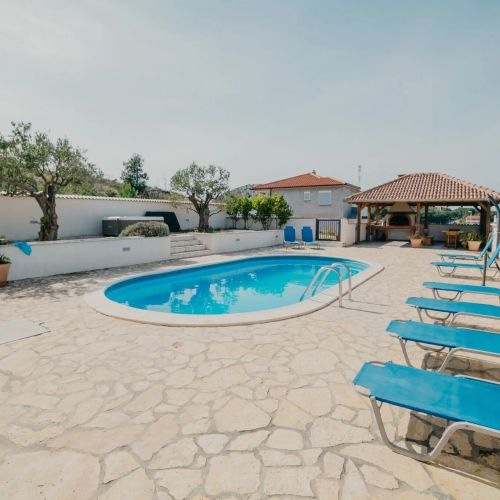 Yellowhammer Apartments - Villa Dva Drage – Drage, Croația