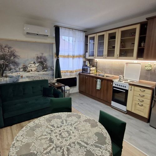 Tiszti Szálló Apartman Verpelét