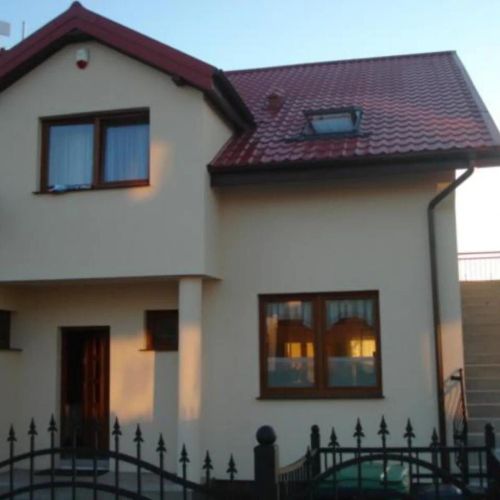 Pokoje Gościnne R10 Rewa