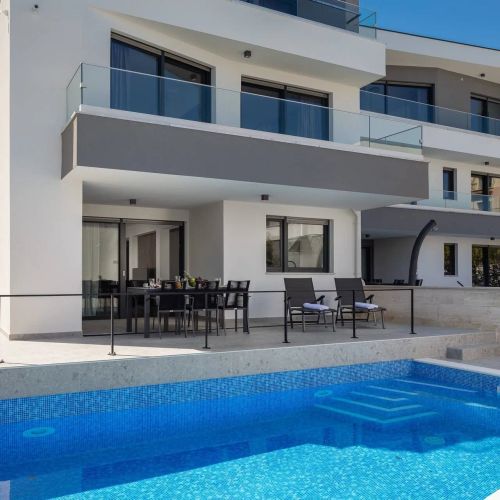 Villa Rova – Premium Apartment Malinska – Malinska, Croația