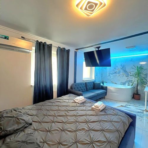 Luxor - Jacuzzi Apartments Sibiu