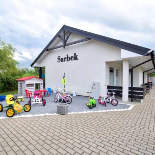 Domki Letniskowe Sarbek Sarbinowo – Sarbinowo, Polonia