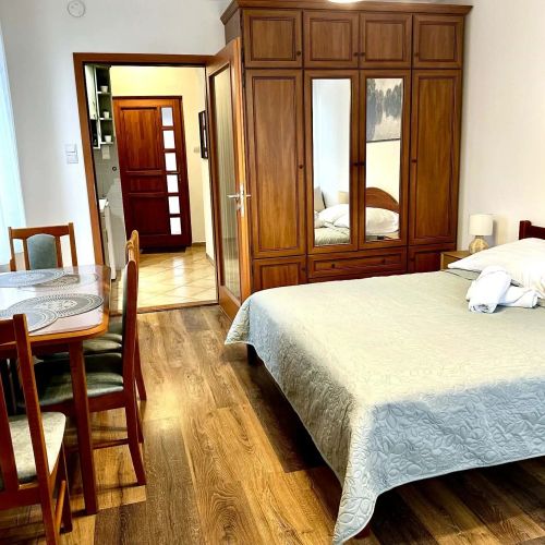 Almafa Apartman Gyula