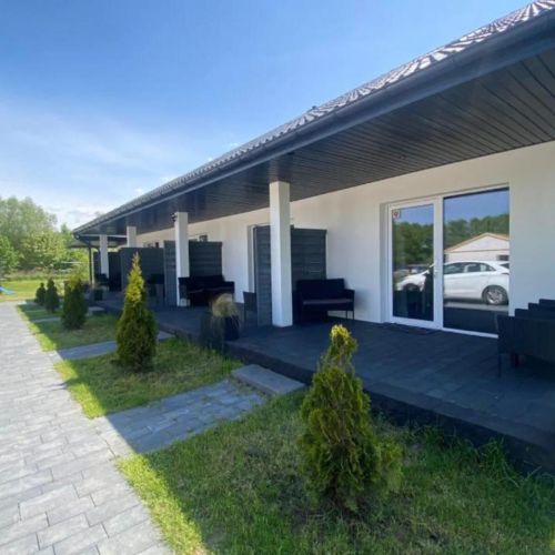 Domki Black Pearl basen sauna jacuzzi Mielno