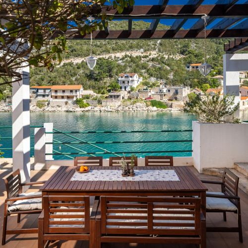 Secluded House With A Parking Space Cove Prapratna - Prapatna, Hvar - 25374 Prapatna