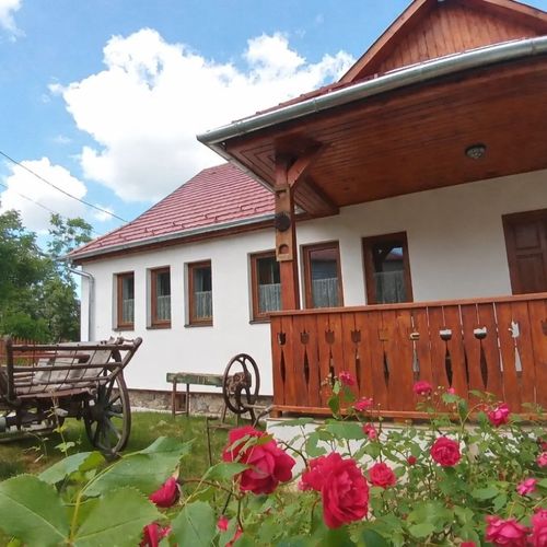 Héhely Vendégház Hollókő