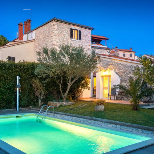 Stonehouse Ewa & Pool Medulin