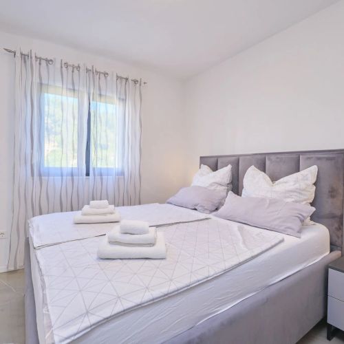Ray Holiday Apartment Okrug Gornji – Okrug Gornji, Croația
