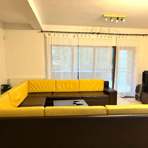 5th Forest Villa – Family Retreat, Garden & BBQ Predeal