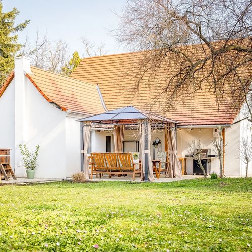 Füge Házikó Bakonykoppány